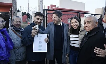 Kicillof enfoca su gestión en el interior de la PBA: Carlos Casares y Nueve de Julio | Provincia de buenos aires