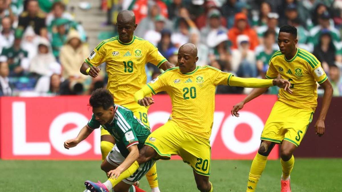 República Checa y Sudáfrica, bajo presión tras derrotas en debut mundialistas