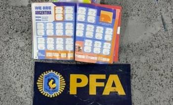 Golpe mundial: secuestraron más de 2000 álbumes que ingresaron de manera ilegal | Policiales