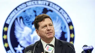 Trump condiciona la confirmación de Clayton en Inteligencia de EEUU a la de McDonald como fiscal Trump condiciona la confirmación de Clayton en Inteligencia de EEUU a la de McDonald como fiscal