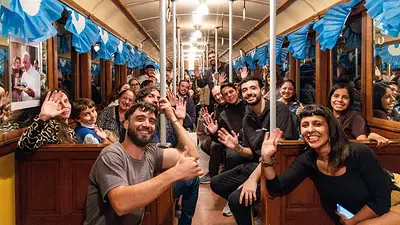 Vuelven las míticas "Brujas": el paseo histórico del Subte tendrá una edición especial por el Día de la Bandera Vuelven las míticas "Brujas": el paseo histórico del Subte tendrá una edición especial por el Día de la Bandera