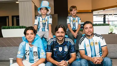 Por qué una familia mexicana sigue a Messi por el Mundial. Por qué una familia mexicana sigue a Messi por el Mundial.