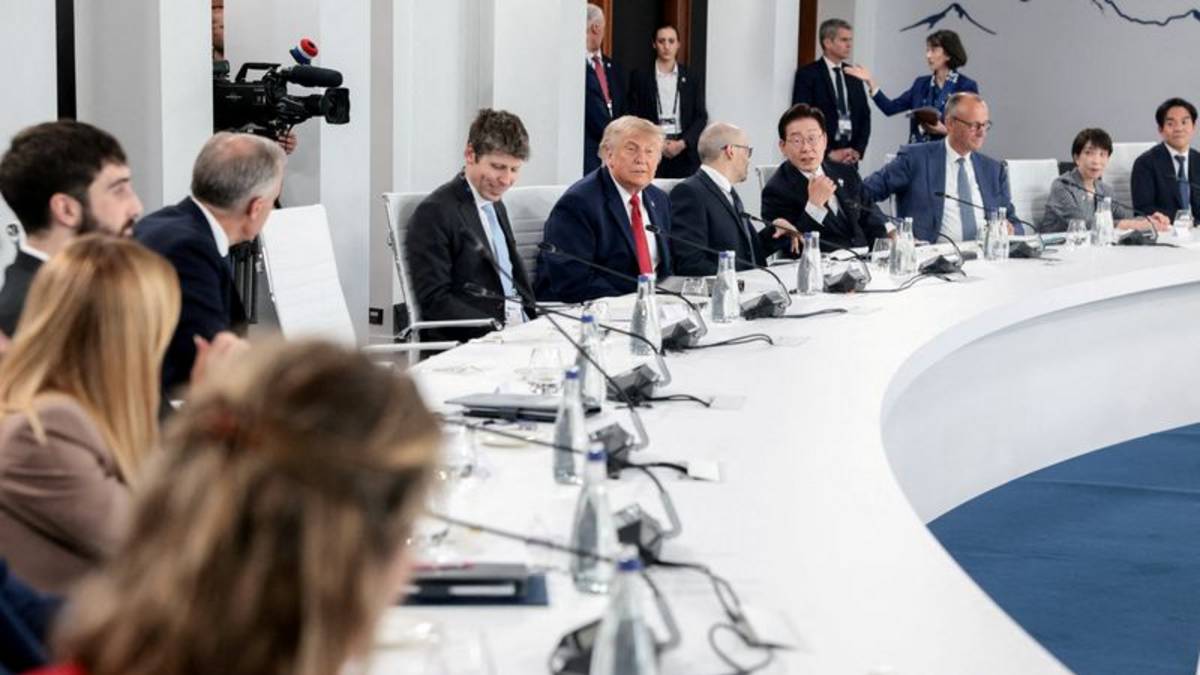 Macron dice en cumbre del G7 que espera avances en ampliación del acceso a Mythos de Anthropic