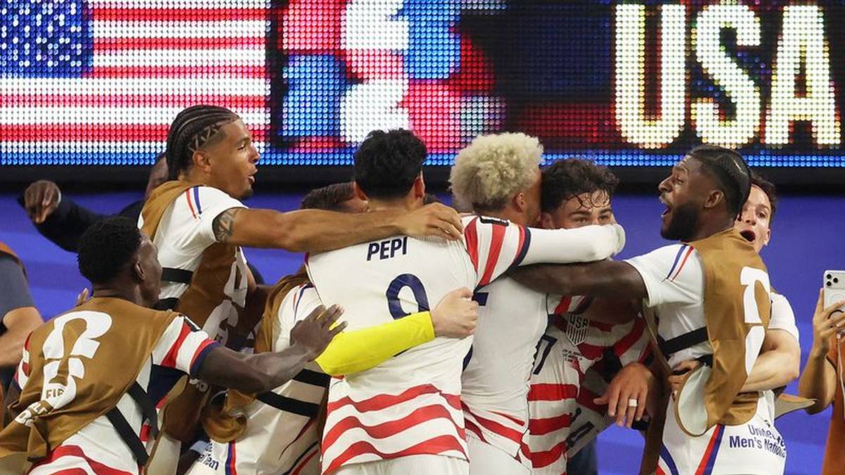 EEUU busca aprovechar envión de goleada en debut mundialista, pero afronta la amenaza de Australia