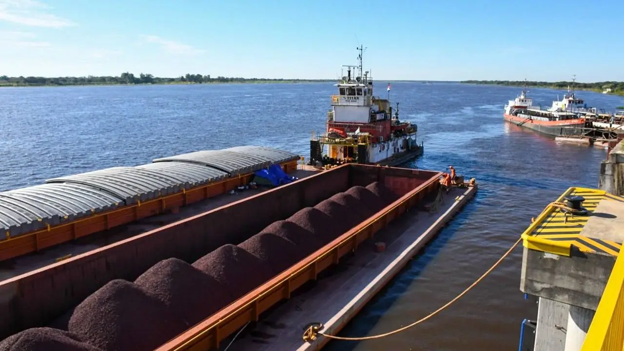 Hito industrial en Formosa: Insfrán recibió el primer cargamento de mineral de hierro para Fermosa Biosiderúrgica