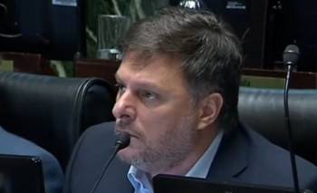 Leandro Santoro presentó un plan para refinanciar deudas familiares con tasas más bajas | Legislatura porteña