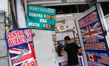 Peso mexicano cae por tono restrictivo Fed, bolsa extiende racha positiva | Cierre
