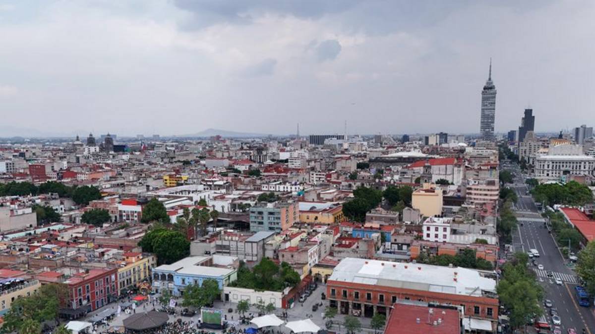 Policía de Ciudad de México arresta a hombre por presuntamente rentar pase del Mundial