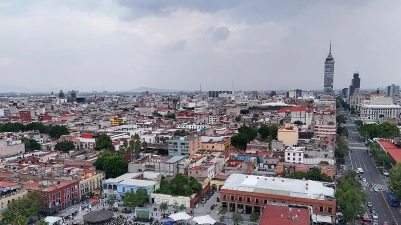 Policía de Ciudad de México arresta a hombre por presuntamente rentar pase del Mundial