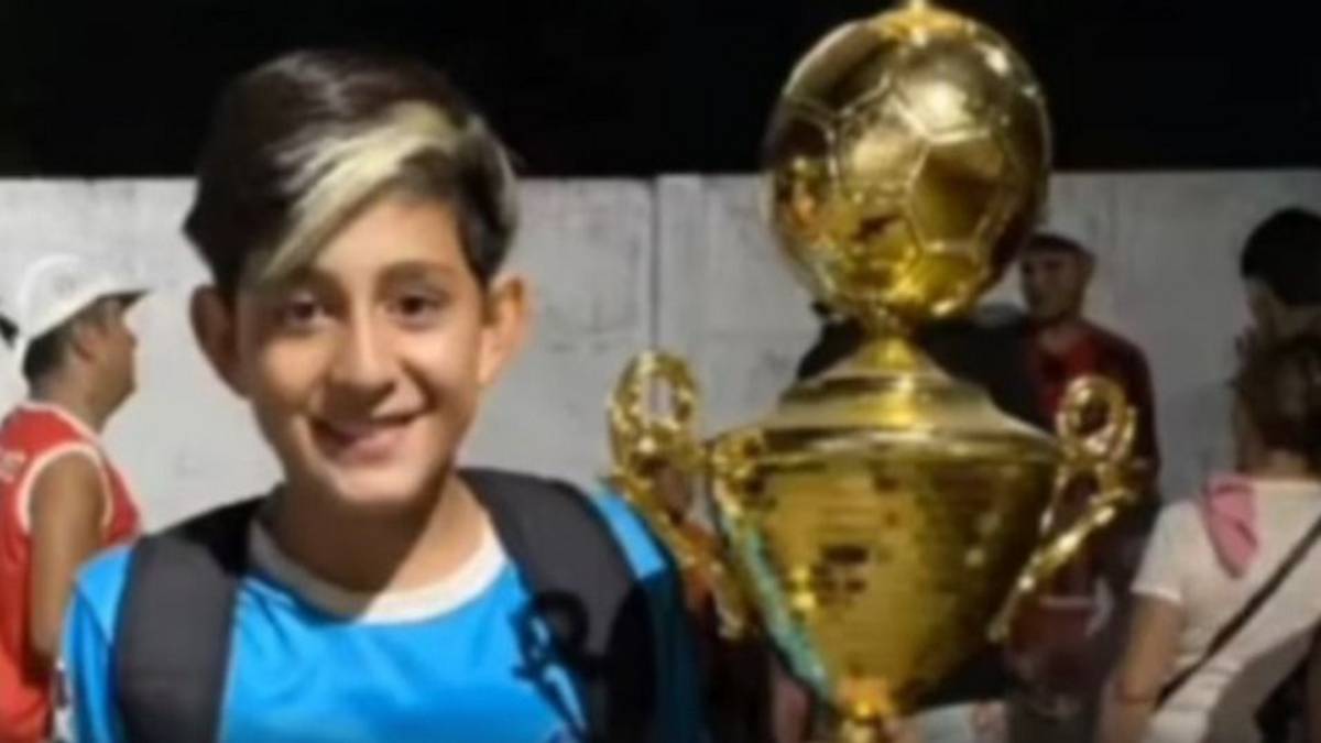 Conmoción en Santiago del Estero: murió un adolescente tras recibir un pelotazo en el pecho durante un partido de fútbol