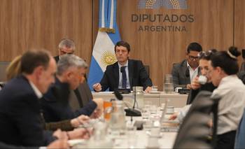 Tras el escándalo de Adorni, la oposición busca avanzar sobre la ley de Inocencia Fiscal | Manuel adorni 