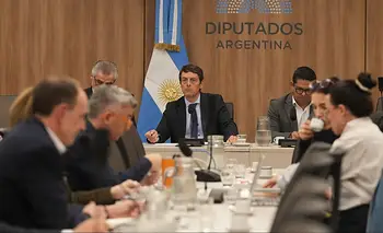 Tras el escándalo de Adorni, la oposición busca avanzar sobre la ley de Inocencia Fiscal | Manuel adorni 