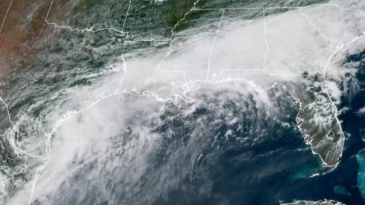 Alerta en el Mundial: Arthur es ahora un ciclón y Estados Unidos enciende las alertas por inundaciones y diluvios