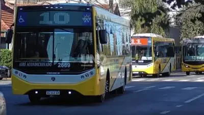 UTA Santa Fe se declaró en estado de alerta: posible paro por reclamos salariales de choferes UTA Santa Fe se declaró en estado de alerta: posible paro por reclamos salariales de choferes