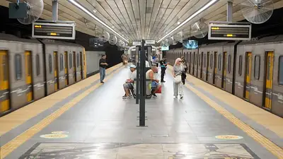 subte línea F. subte línea F.