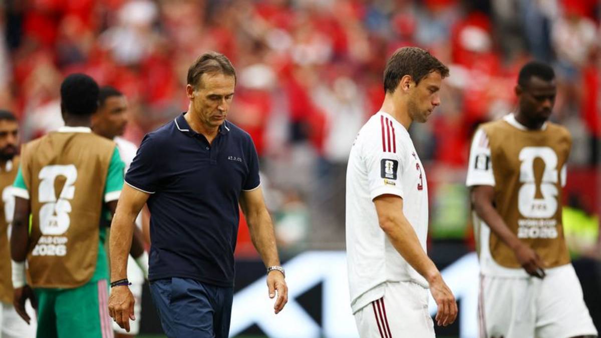Lopetegui no pone excusas tras derrota de Qatar ante Canadá pese a quedar con 9 jugadores