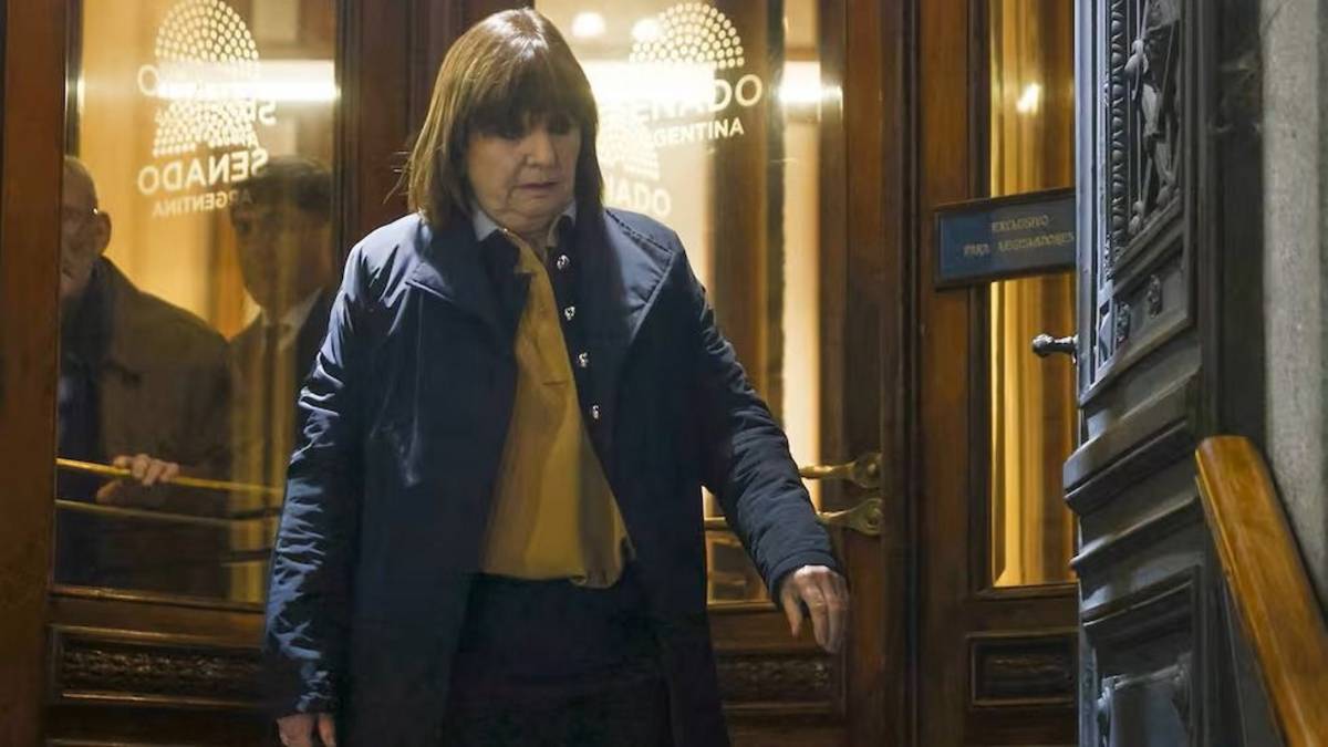Bullrich, durísima con Adorni tras dejar la vocería: "Destrabar la comunicación"