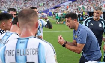 Pausas de hidratación: por qué hay que "entrenar el fútbol en cuatro cuartos" | Mundial 2026