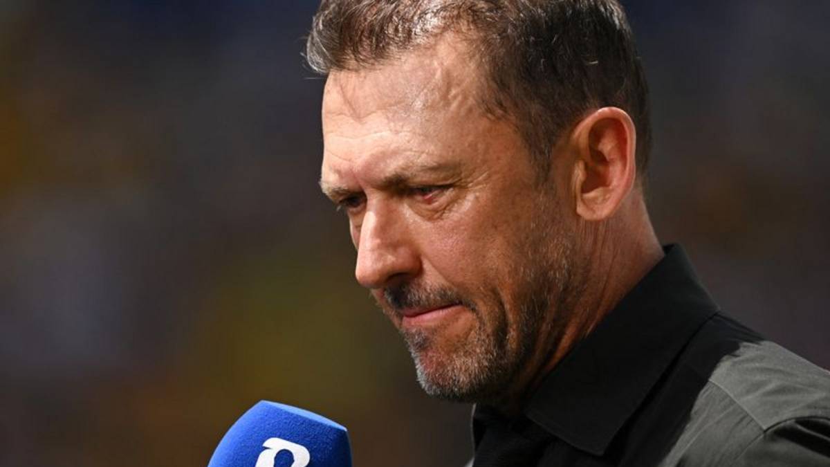 DT Popovic lamenta la mala primera en la derrota de Australia ante EEUU