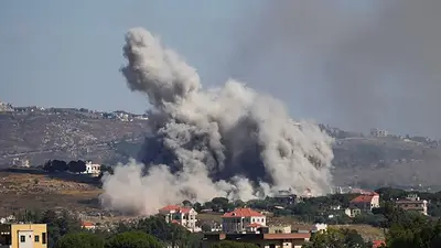 Ataques israelíes dejan 16 muertos en Líbano pocas horas después del alto el fuego Ataques israelíes dejan 16 muertos en Líbano pocas horas después del alto el fuego