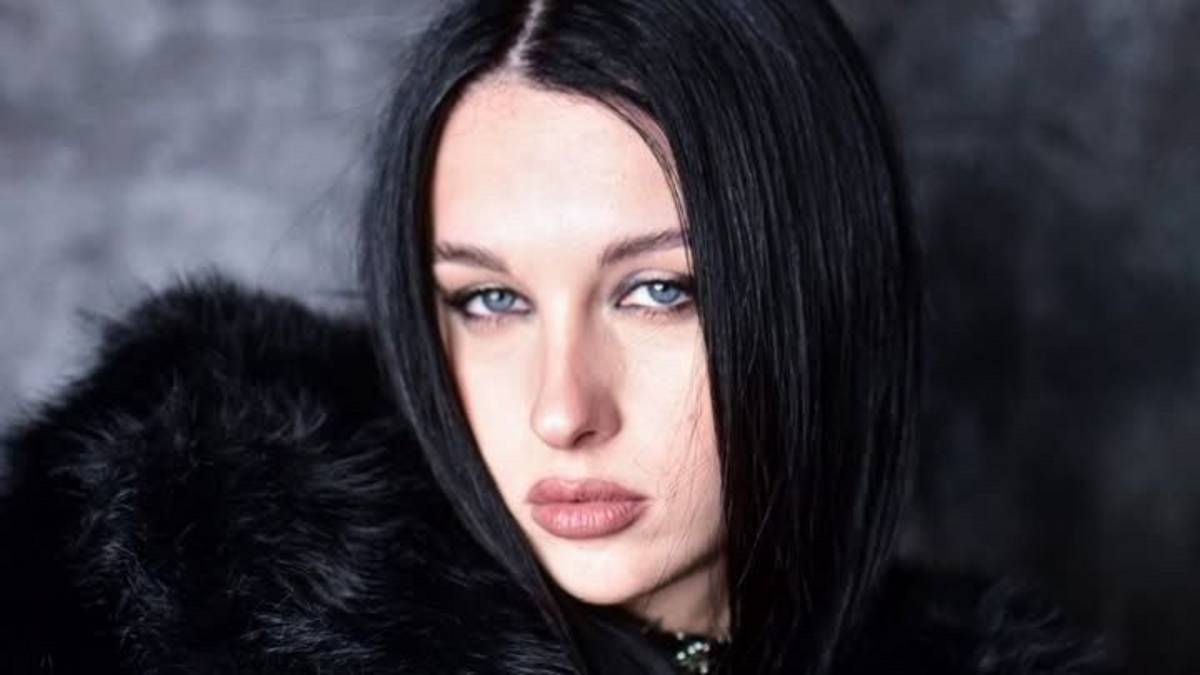 La voz del rock del siglo XXII: Luna DS abraza la oscuridad sin pedir permiso