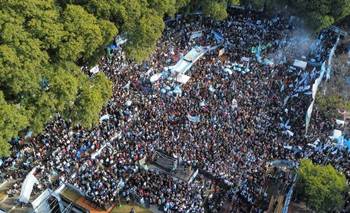 "La queremos en la Rosada": el mensaje de Máximo en el banderazo por Cristina | Cristina kirchner 