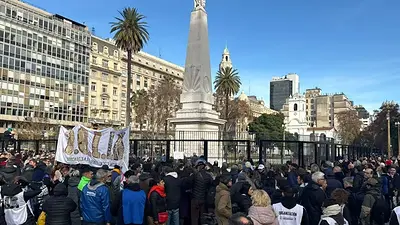 Emotiva despedida a Taty Almeida en Plaza de Mayo: "Su legado quedará grabado" Emotiva despedida a Taty Almeida en Plaza de Mayo: "Su legado quedará grabado"