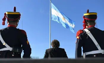 Caputo, Clarín y el gran negocio de un futuro sin Milei  | Panorama político