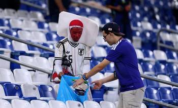 Tras la goleada a Túnez, los hinchas de Japón limpian el estadio de Monterrey | Japón 