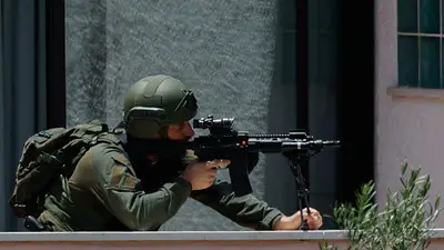 Ministro Defensa israelí dice que soldados en Líbano tienen libertad para actuar si se ven amenazados Ministro Defensa israelí dice que soldados en Líbano tienen libertad para actuar si se ven amenazados
