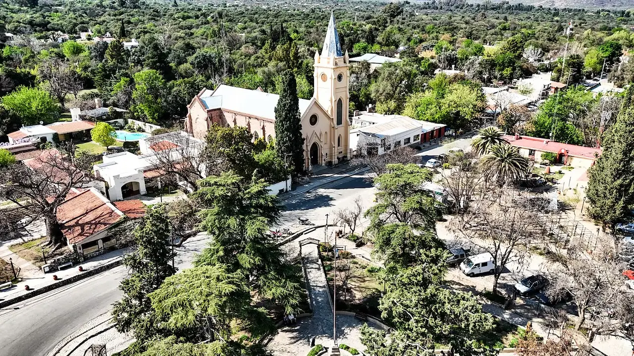 San Javier, en Córdoba, fue elegido para competir entre los mejores pueblos turísticos del mundo gracias a su patrimonio histórico, sus paisajes serranos.