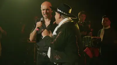 Sorpresa en el folklore por el video del Chaqueño Palavecino y Abel Pintos juntos Sorpresa en el folklore por el video del Chaqueño Palavecino y Abel Pintos juntos