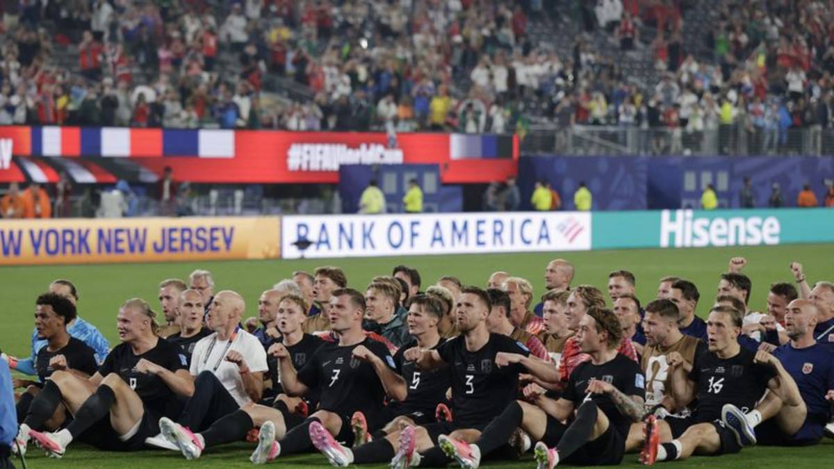 Noruega celebra su regreso al Mundial con estilo