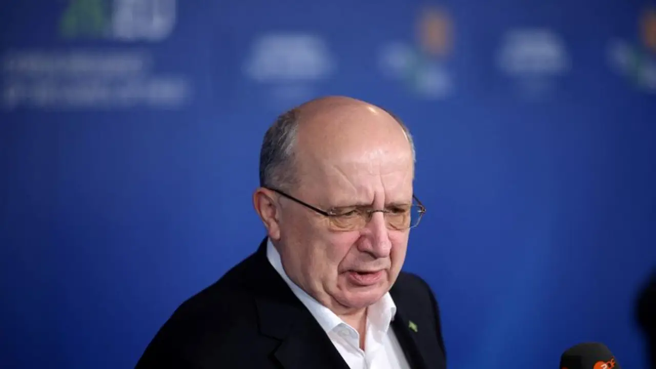La UE debe integrar a Ucrania en la unión de defensa, según el comisario Kubilius