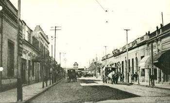 La emblemática esquina de Buenos Aires que luce como en 1800 | Agenda del fin de semana