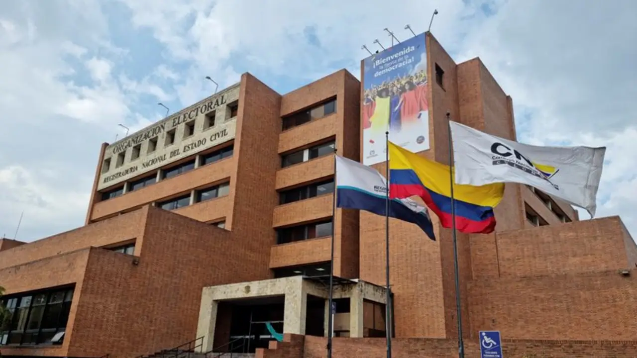 Registraduría de Colombia dice preconteo de elección presidencial coincide casi en su totalidad con escrutinio de jueces