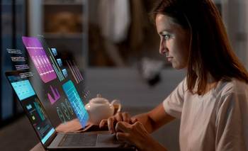 Trabajadores que usan la IA podrían salvar su empleo | Inteligencia artificial