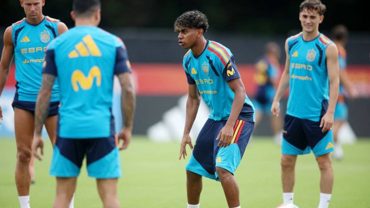 Uruguay busca su primera victoria del Mundial contra España sin margen de error