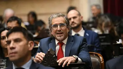 Uno por uno, quiénes son los diputados que aprobaron el pago a fondos buitre Uno por uno, quiénes son los diputados que aprobaron el pago a fondos buitre