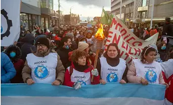 ADOSAC anticipa el rechazo a la oferta salarial y mantiene la presión sobre Vidal | Conflicto docente