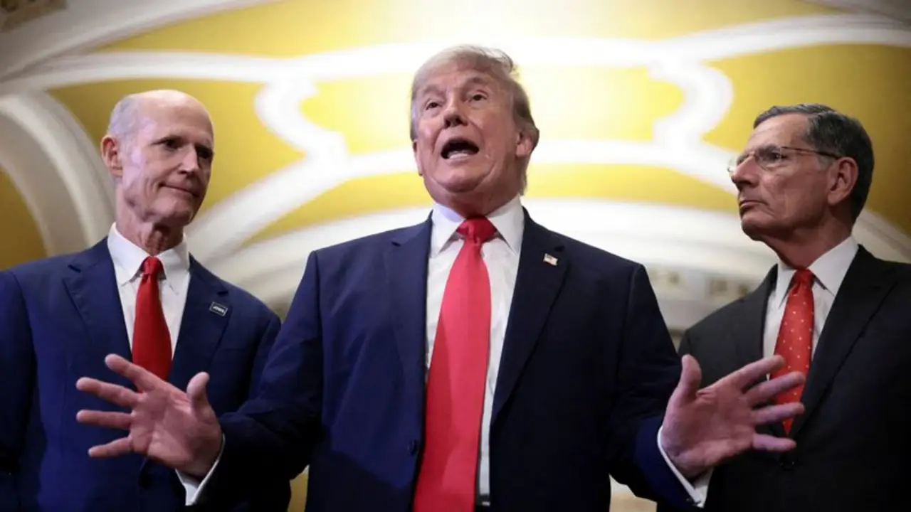 Trump y un senador republicano discuten a voces sobre la guerra contra Irán