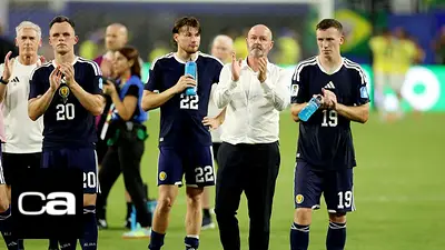 Clarke cree que Escocia regresará a casa tras una derrota por culpa propia Clarke cree que Escocia regresará a casa tras una derrota por culpa propia