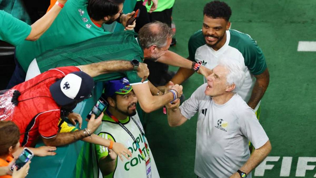 El entrenador de Sudáfrica elogia la táctica del equipo tras el 1-0 ante Corea del Sur