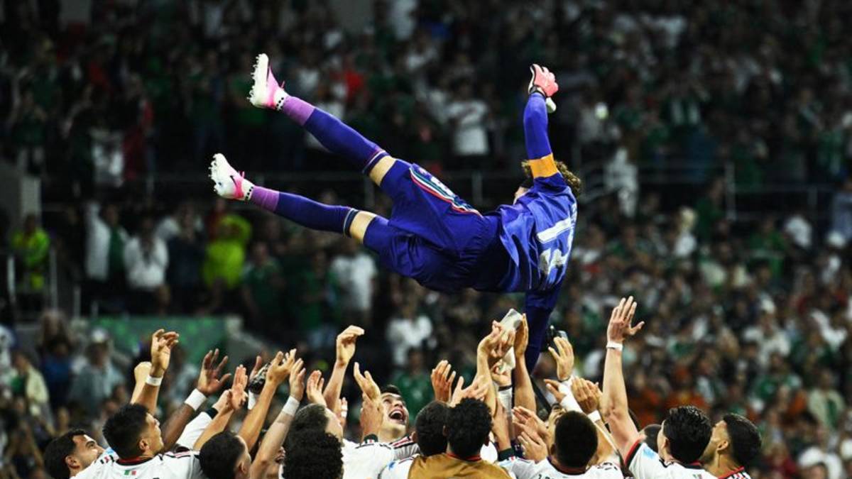 Ochoa recibe una despedida perfecta en el Azteca tras la victoria de México sobre República Checa