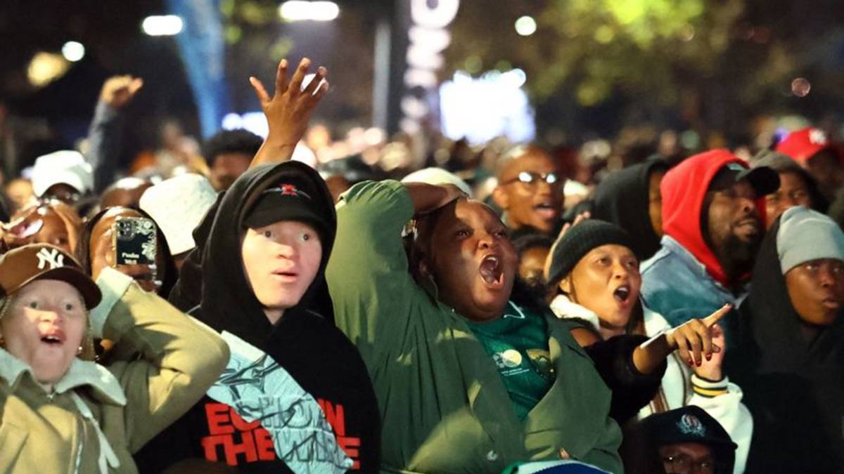 Los sudafricanos salen a las calles en pijama para celebrar la hazaña mundialista