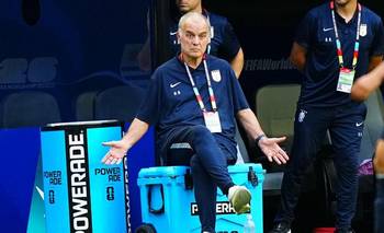 Marcelo Bielsa reveló la verdad sobre el cambio de arquero en la Selección de Uruguay | Mundial 2026