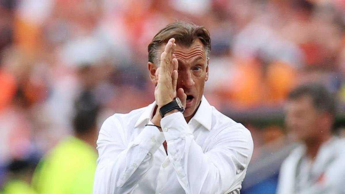 Renard deja su futuro en el aire tras eliminación de Túnez en el Mundial