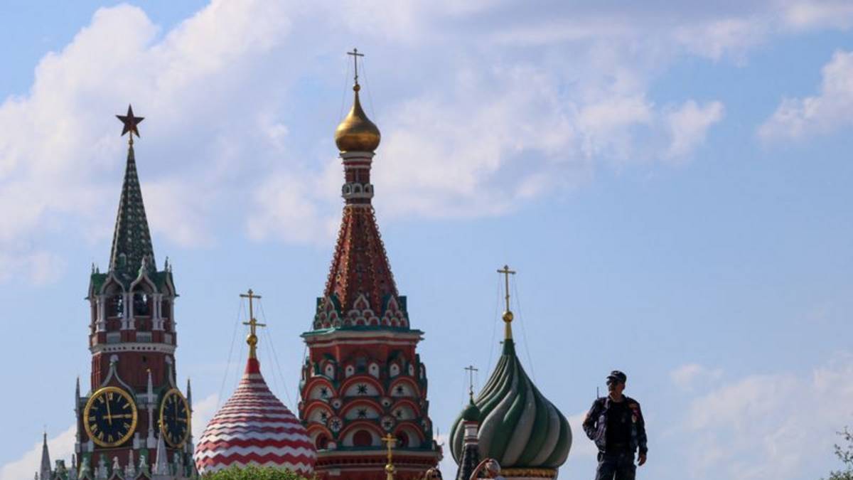 Kremlin dice que investigará "extraño" video que denuncia que el ejército practica torturas