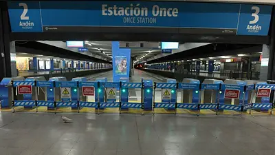 Es oficial: suspenden por cuatro días el funcionamiento del tren Sarmiento Es oficial: suspenden por cuatro días el funcionamiento del tren Sarmiento