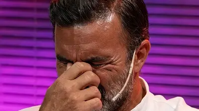 Fabián Cubero se emocionó al aire al hacer una fuerte confesión. Fabián Cubero se emocionó al aire al hacer una fuerte confesión.